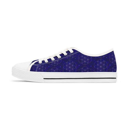 Cosmic Pattern Women’s Low Top Sneakers – Stylish & Versatile Footwear