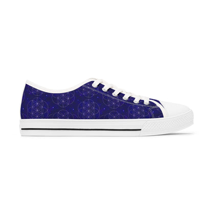 Cosmic Pattern Women’s Low Top Sneakers – Stylish & Versatile Footwear