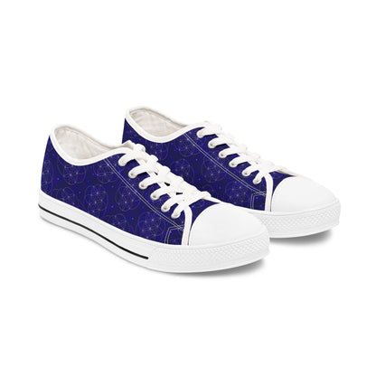 Cosmic Pattern Women’s Low Top Sneakers – Stylish & Versatile Footwear